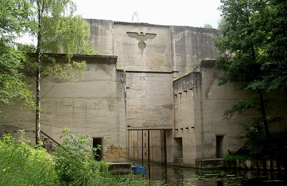 Image of the Masurian Canal in Poland as it look today